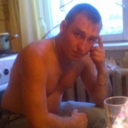 Парень. Ищу девушку в Сургуте Парень. Ищу девушку в Сургуте