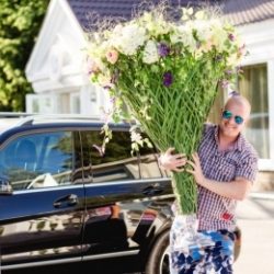 Молодой, симпатичный, голубоглазый парень из Сургут пригласит девушку на интим свидание Молодой, симпатичный, голубоглазый парень из Сургут пригласит девушку на интим свидание