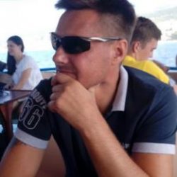 Парень ищет девушку для встреч в Сургуте. Желательно брюнетку Парень ищет девушку для встреч в Сургуте. Желательно брюнетку