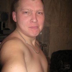 Парень, сделаю девушке куни в авто Парень, сделаю девушке куни в авто