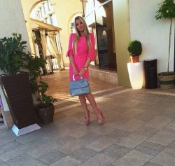 Женщина из Сургут ищет страстного мужчину для секса без обязательств Женщина из Сургут ищет страстного мужчину для секса без обязательств