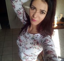 Девушка, ищу настоящего мужчину в Сургуте для секса Девушка, ищу настоящего мужчину в Сургуте для секса