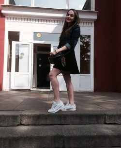 Шаловливая, горячая развратница ждет мужчин в Сургуте Шаловливая, горячая развратница ждет мужчин в Сургуте